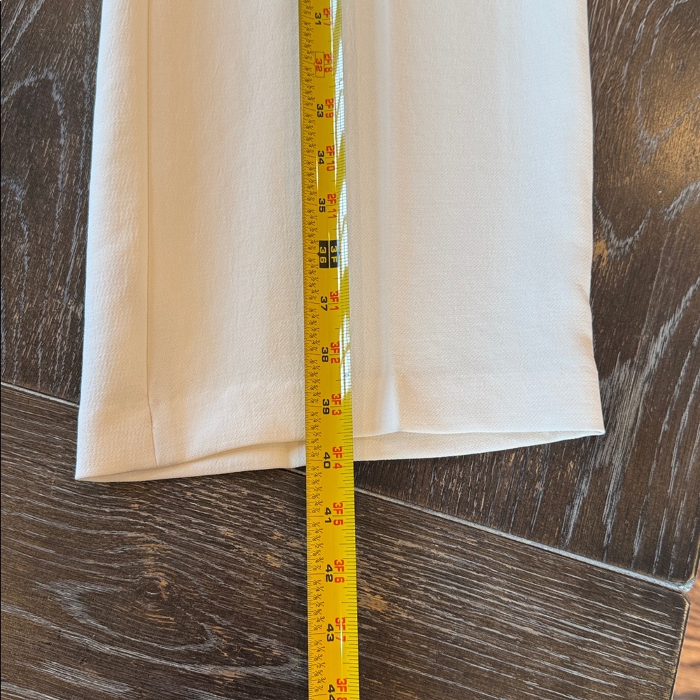 NWT Aritzia The Limitless Pant Wilfred Crepette Size 6 Short Wide Leg Cream - Picture 13 of 15
